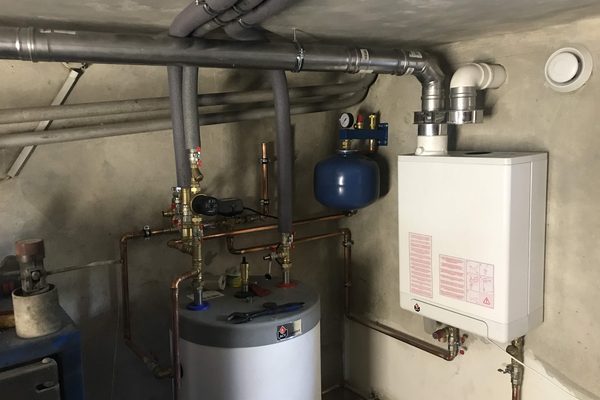 Instalacje grzewcze i hydrauliczne — zdjęcie z realizacji — Hydro-Solar