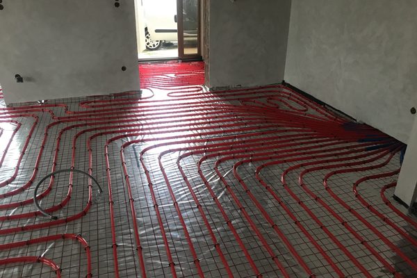 Instalacje grzewcze i hydrauliczne — zdjęcie z realizacji — Hydro-Solar