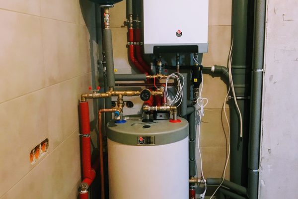 Instalacje grzewcze i hydrauliczne — zdjęcie z realizacji — Hydro-Solar