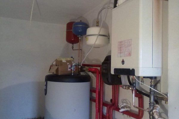 Instalacje grzewcze i hydrauliczne — zdjęcie z realizacji — Hydro-Solar