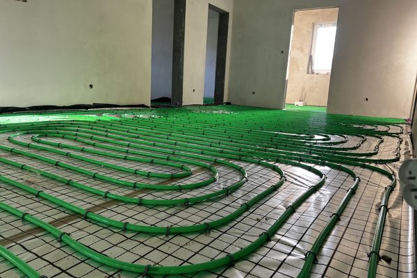 Instalacje grzewcze i hydrauliczne — zdjęcie z realizacji — Hydro-Solar