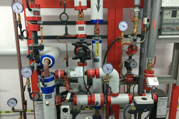 Instalacje grzewcze i hydrauliczne — zdjęcie z realizacji — Hydro-Solar