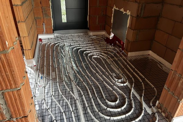 Instalacje grzewcze i hydrauliczne — zdjęcie z realizacji — Hydro-Solar