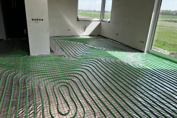 Instalacje grzewcze i hydrauliczne — zdjęcie z realizacji — Hydro-Solar