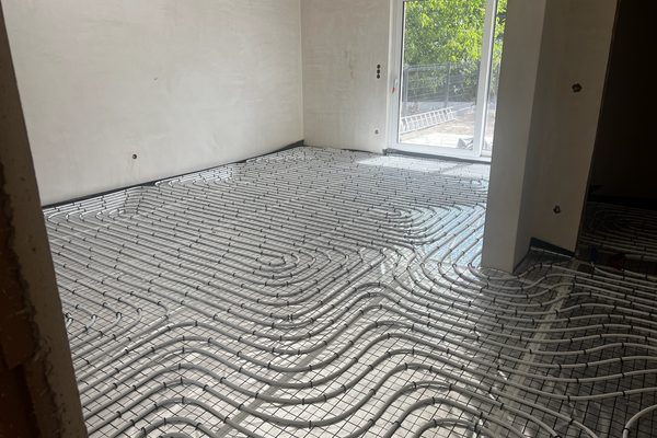 Instalacje grzewcze i hydrauliczne — zdjęcie z realizacji — Hydro-Solar