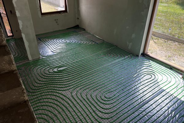 Instalacje grzewcze i hydrauliczne — zdjęcie z realizacji — Hydro-Solar