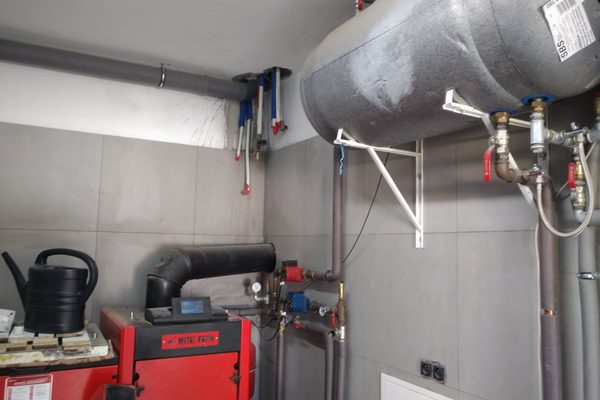 Instalacje grzewcze i hydrauliczne — zdjęcie z realizacji — Hydro-Solar
